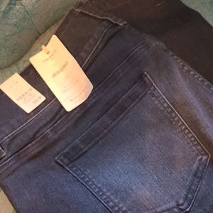 New with Tags Torrid Jeggings - dark wash